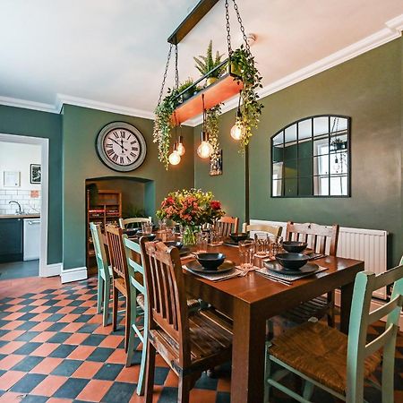Beautiful Townhouse, Great Location - Pet Friendly Villa Cardiff Eksteriør billede