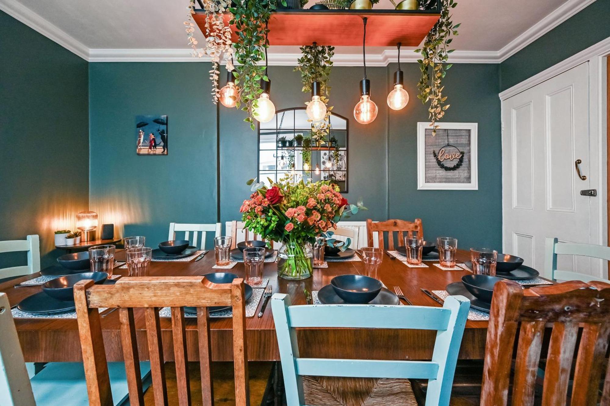 Beautiful Townhouse, Great Location - Pet Friendly Villa Cardiff Eksteriør billede