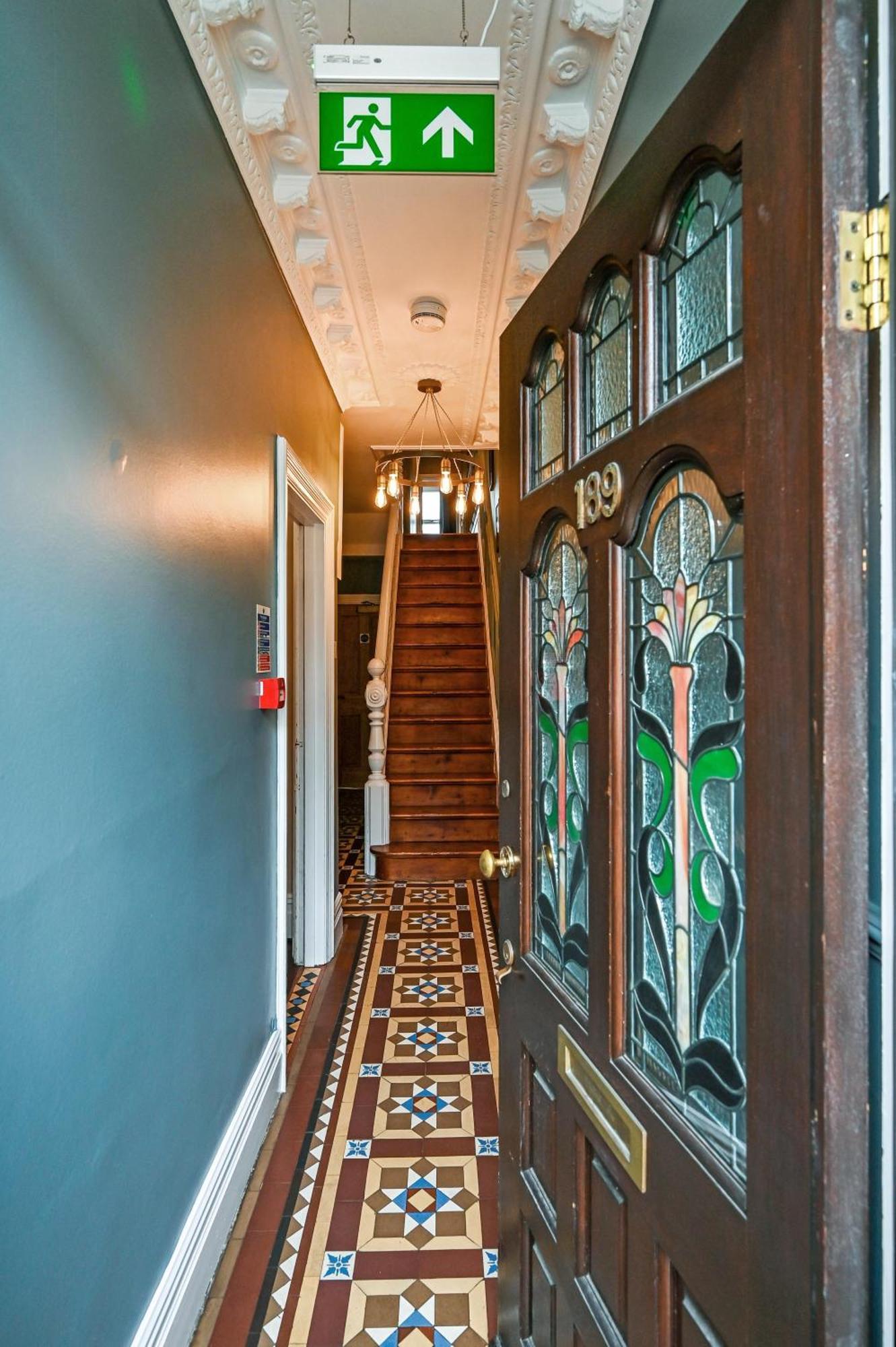Beautiful Townhouse, Great Location - Pet Friendly Villa Cardiff Eksteriør billede