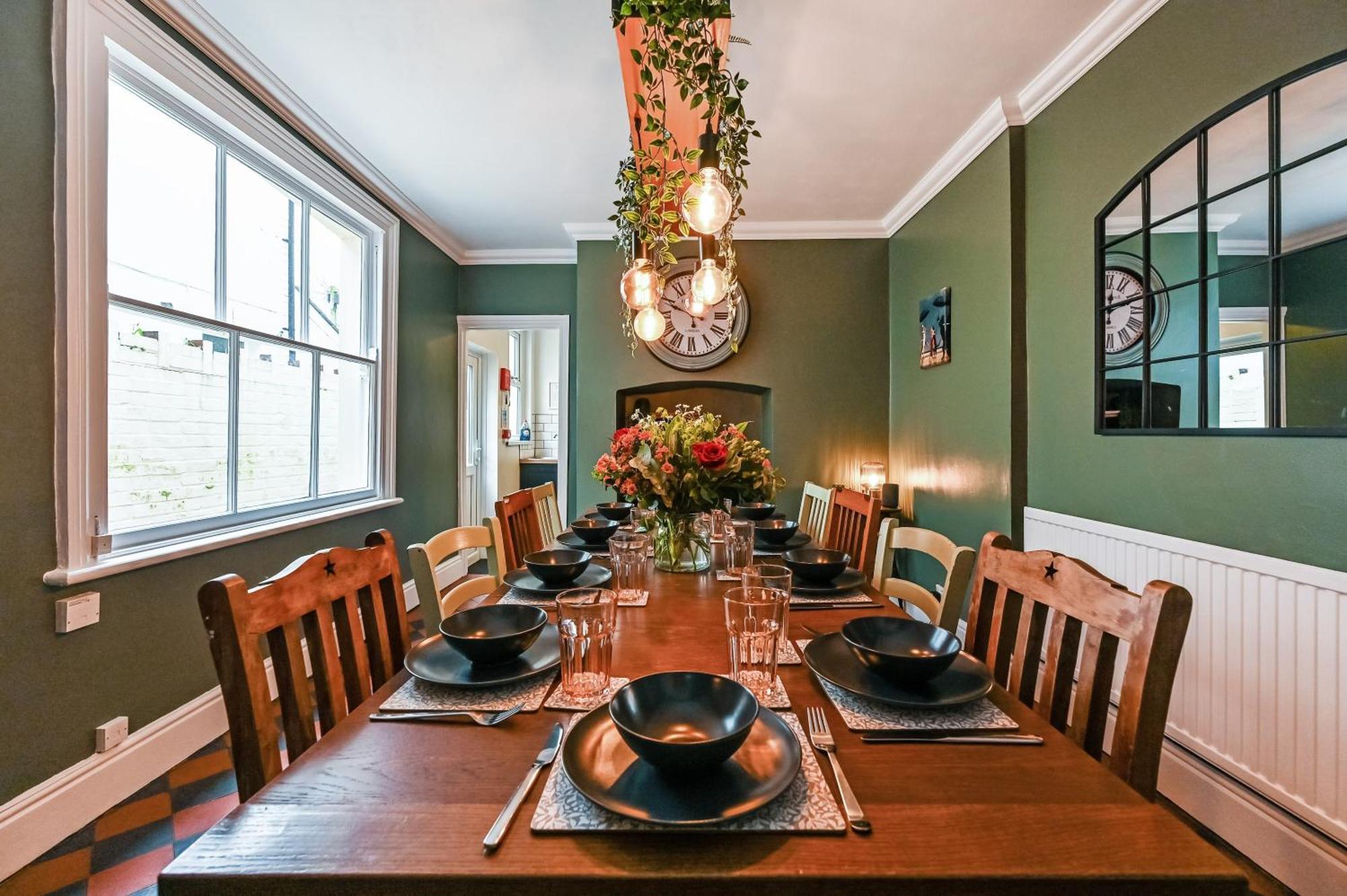 Beautiful Townhouse, Great Location - Pet Friendly Villa Cardiff Eksteriør billede