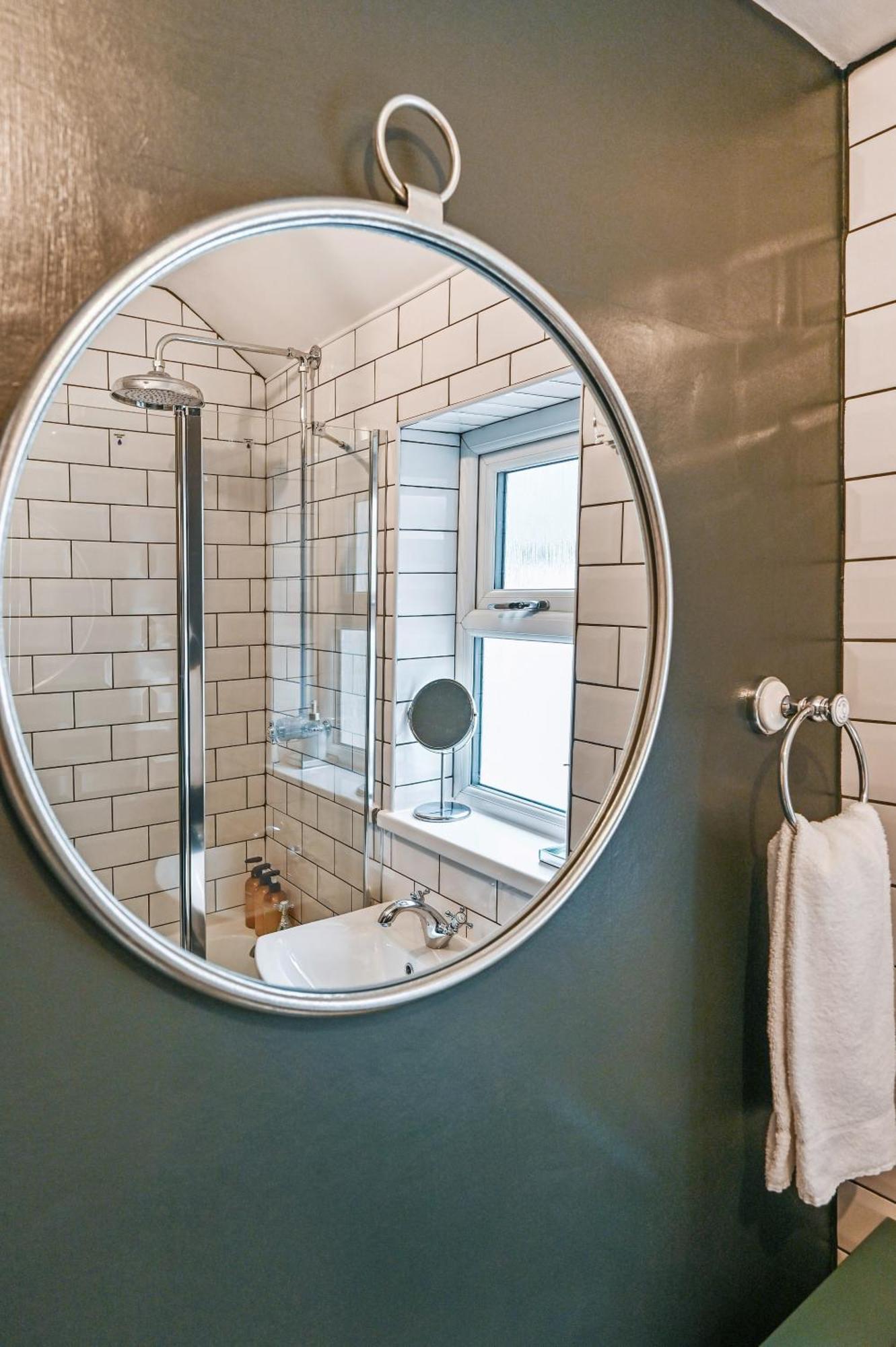 Beautiful Townhouse, Great Location - Pet Friendly Villa Cardiff Eksteriør billede