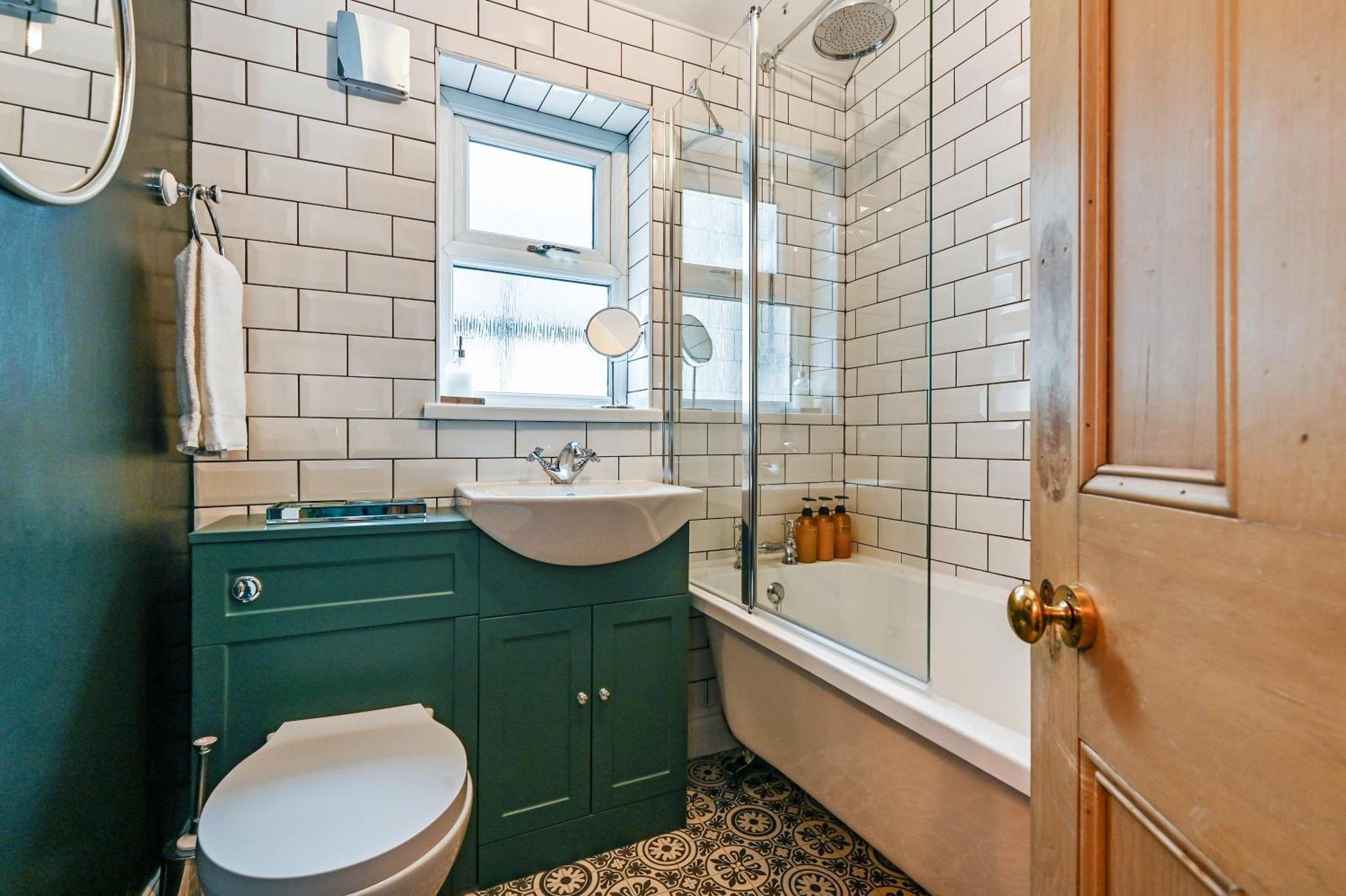 Beautiful Townhouse, Great Location - Pet Friendly Villa Cardiff Eksteriør billede